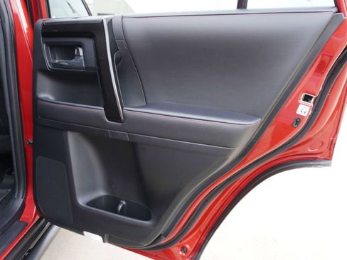 Used 2024 Toyota 4Runner TRD Off-Road Premium w/ Off Road Premium Plus Package AWD/4WD image 23