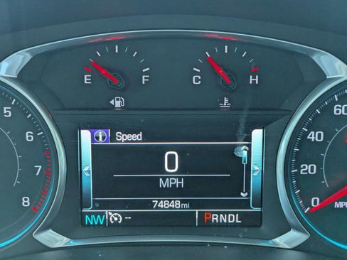 Used 2018 Chevrolet Traverse LT FWD image 19