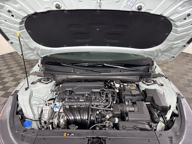 New 2026 Kia K4 FWD image 10