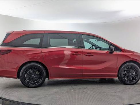 Used 2025 Honda Odyssey Sport-L image 9