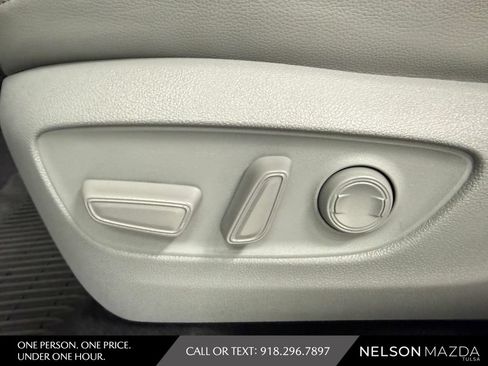 Used 2021 Toyota Highlander Platinum AWD/4WD image 18