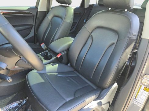 Used 2014 Audi Q5 2.0T Premium Plus w/ Premium Plus Package AWD/4WD image 18