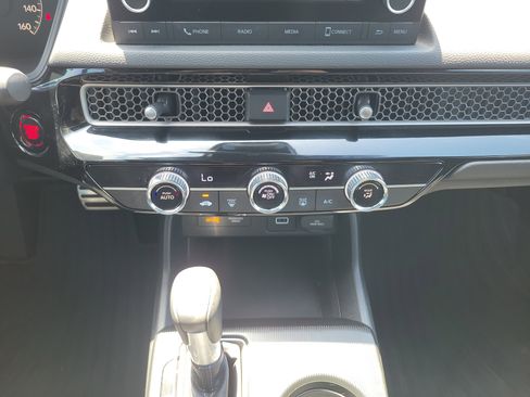 Used 2024 Honda Civic Sport image 14