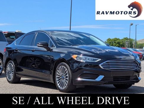 Used 2018 Ford Fusion SE AWD/4WD image 1