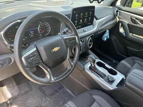 Certified 2024 Chevrolet Blazer LT w/ Convenience Package FWD image 12