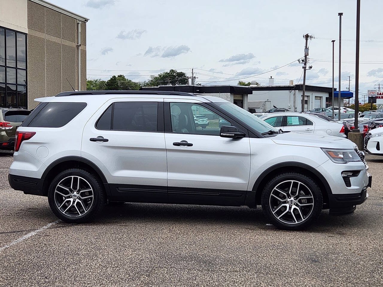 Used 2019 Ford Explorer Sport AWD/4WD image 11