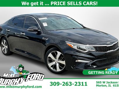 Used 2019 Kia Optima S w/ S Panoramic Sunroof Package