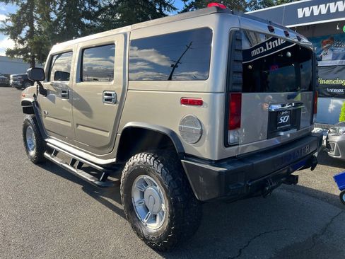 Used 2005 HUMMER H2 Base w/ Preferred Equipment Group image 3