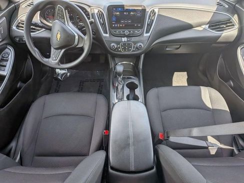 Used 2022 Chevrolet Malibu LT FWD image 27