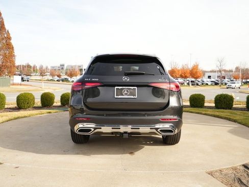 Used 2026 Mercedes-Benz GLC 300 4MATIC image 7