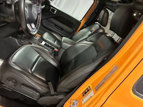 Used 2021 Jeep Gladiator Mojave image 12