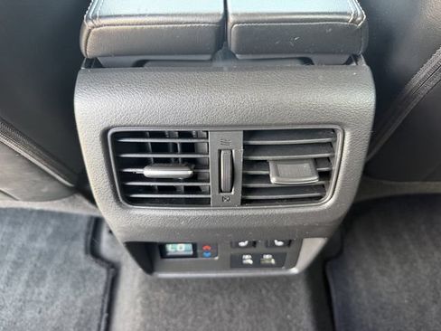Used 2021 Nissan Rogue Platinum AWD/4WD image 26