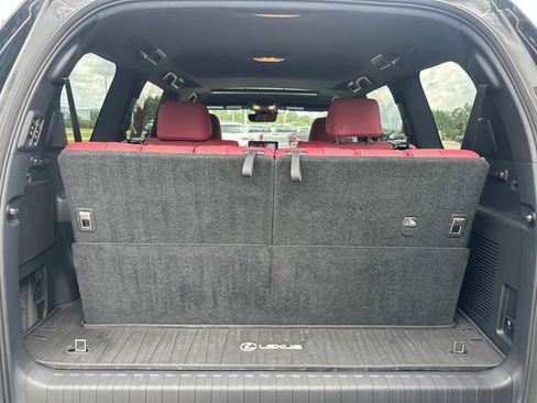 Used 2023 Lexus GX 460 Premium image 12