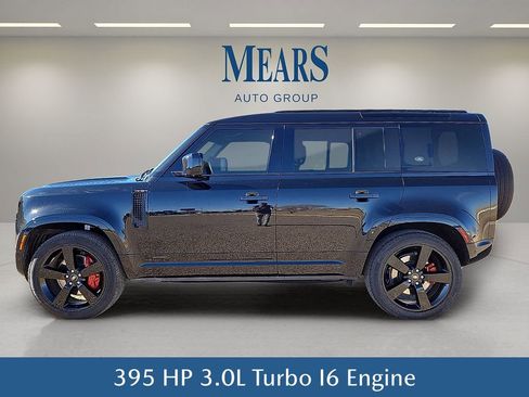 Used 2023 Land Rover Defender 110 X image 3