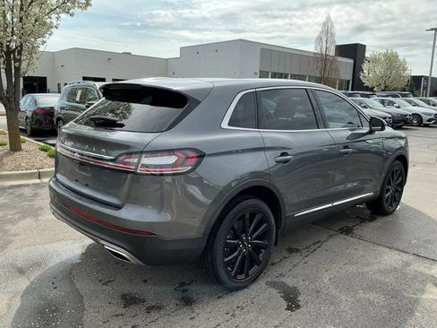 Used 2022 Lincoln Nautilus Reserve w/ Monochromatic Package image 5