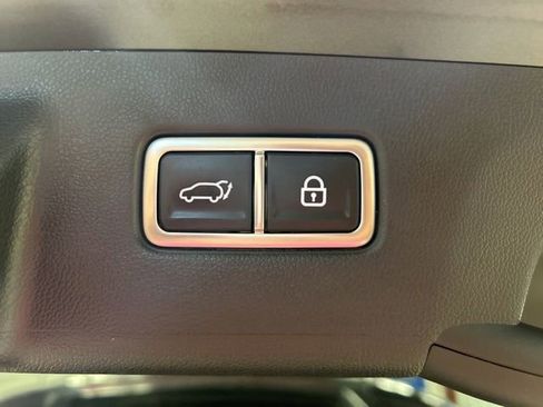 Used 2023 Kia Sorento EX AWD/4WD image 22