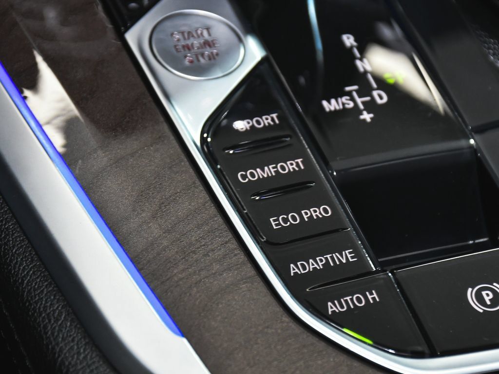 Used 2020 BMW X5 xDrive40i AWD/4WD image 28