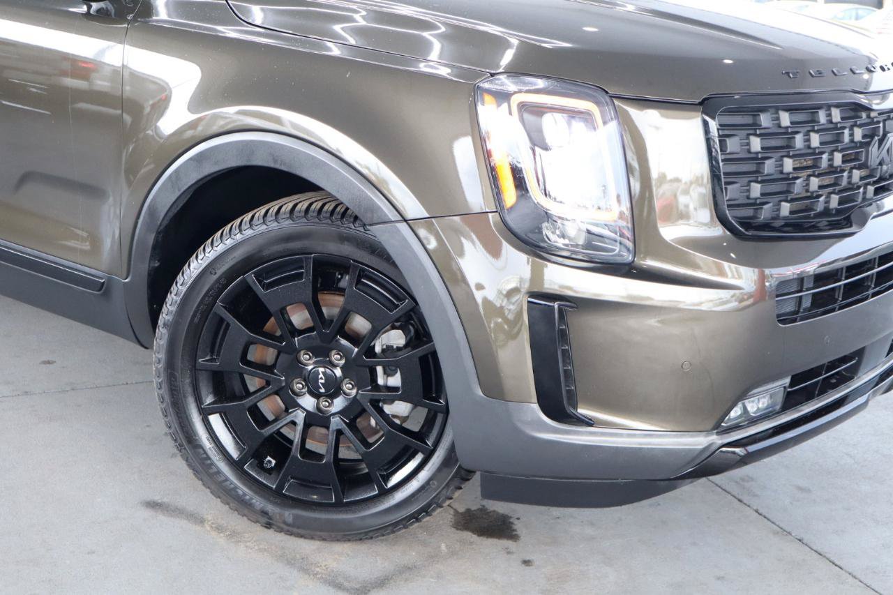 Used 2022 Kia Telluride SX w/ Nightfall Edition Package AWD/4WD image 4