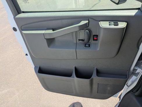 New 2026 GMC Savana 3500 Extended w/ Power Convenience Package RWD image 11