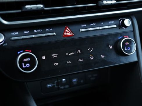 Certified 2025 Hyundai Sonata SEL image 37