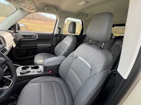 New 2025 Ford Bronco Sport Badlands image 33