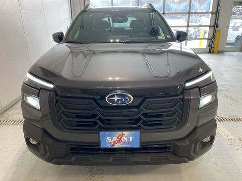 Used 2026 Subaru Outback Limited AWD/4WD image 4