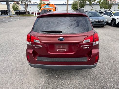 Used 2011 Subaru Outback 2.5i AWD/4WD image 6