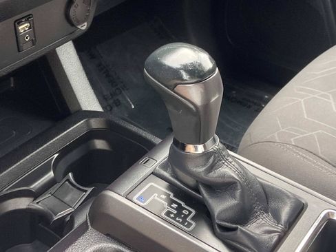 Used 2016 Toyota Tacoma TRD Sport w/ Towing Package RWD image 33