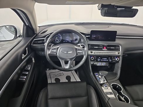 Used 2025 Genesis G70 2.5T AWD/4WD image 11