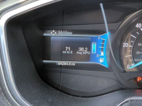 Used 2013 Ford Fusion SE image 22