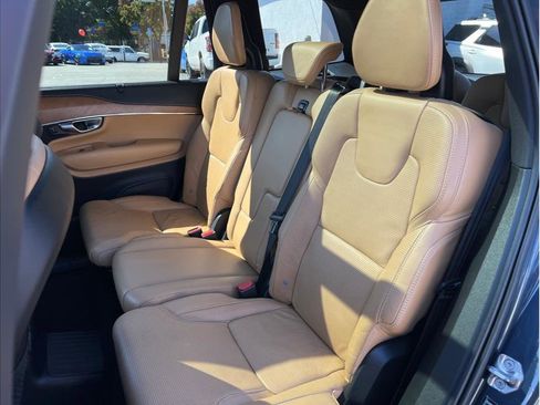 Used 2018 Volvo XC90 T8 Inscription w/ Convenience Package image 10