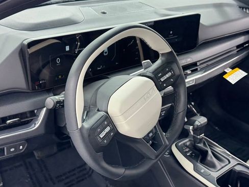 New 2026 Kia K4 GT-Line FWD image 34