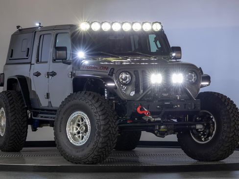 Used 2023 Jeep Gladiator Rubicon w/ Cold Weather Group image 36