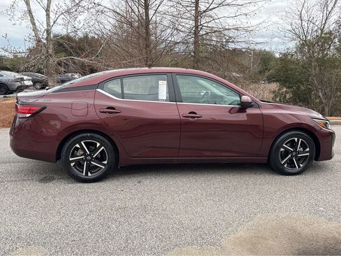Used 2022 Nissan Sentra SV FWD image 26