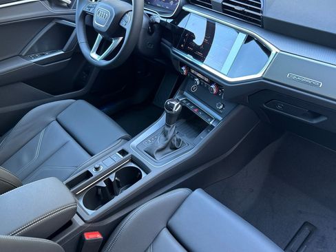 New 2025 Audi Q3 2.0T Premium image 13