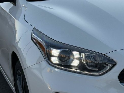 Used 2019 Kia Forte S FWD image 11