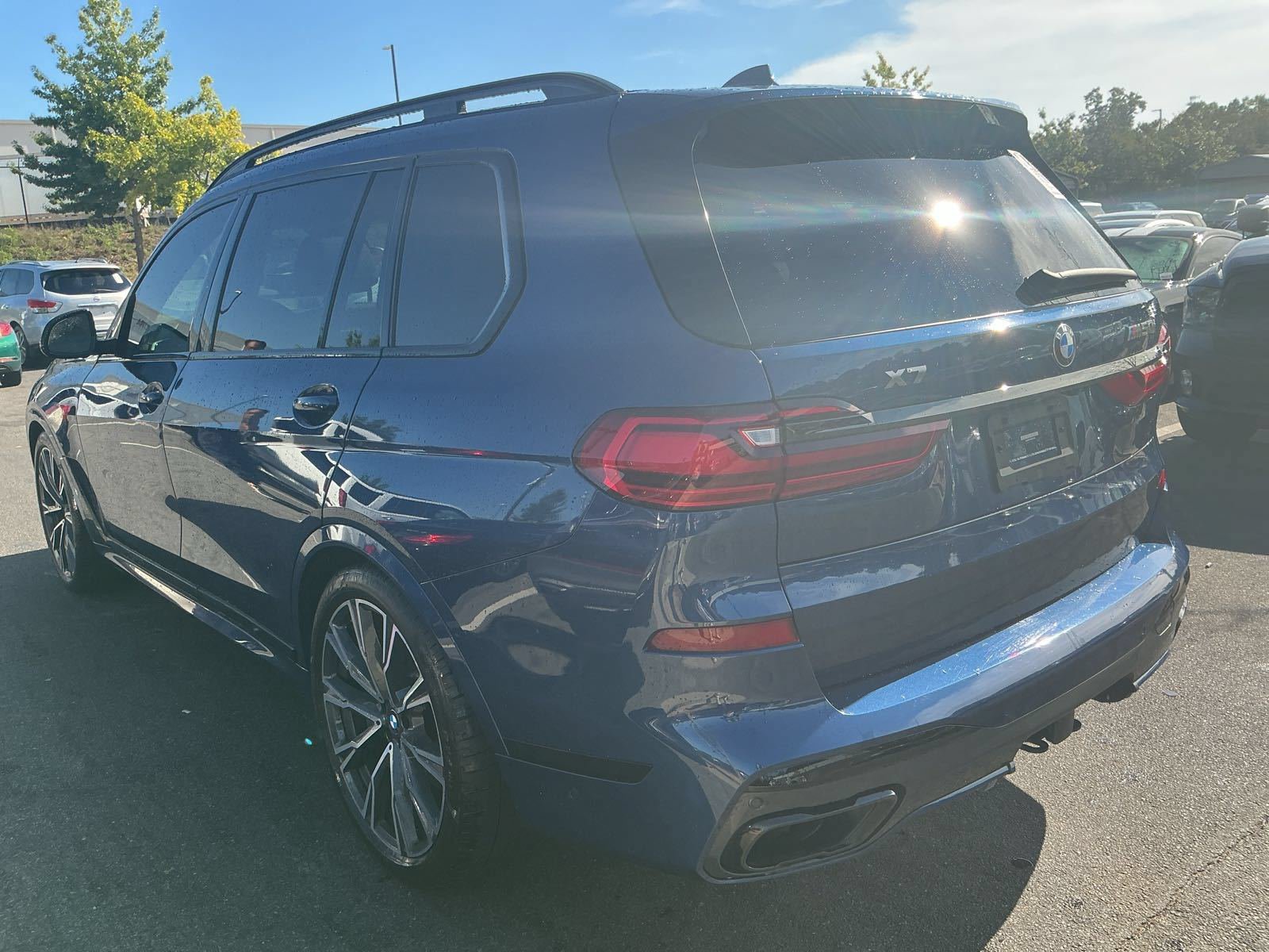 Used 2022 BMW X7 M50i w/ Dynamic Handling Package AWD/4WD image 8