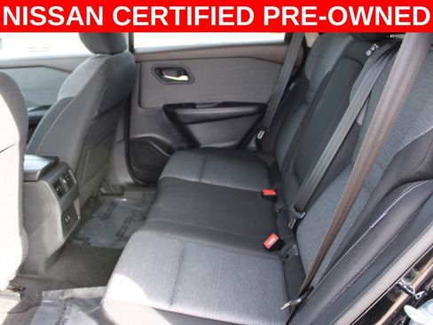 Certified 2022 Nissan Rogue SV image 27