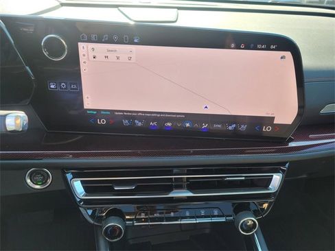 Used 2024 Chevrolet Traverse RS w/ LPO, Floor Liner Package image 26