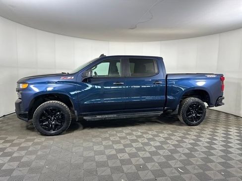 Used 2022 Chevrolet Silverado 1500 Custom Trail Boss w/ LPO, Dark Essentials Package image 6