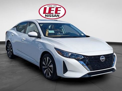 New 2025 Nissan Sentra SV w/ SV Premium Package FWD image 1