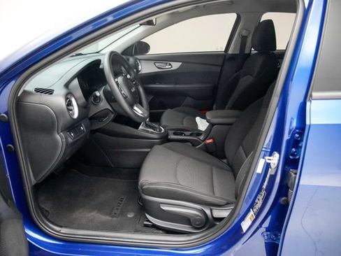 Used 2023 Kia Forte LXS FWD image 10