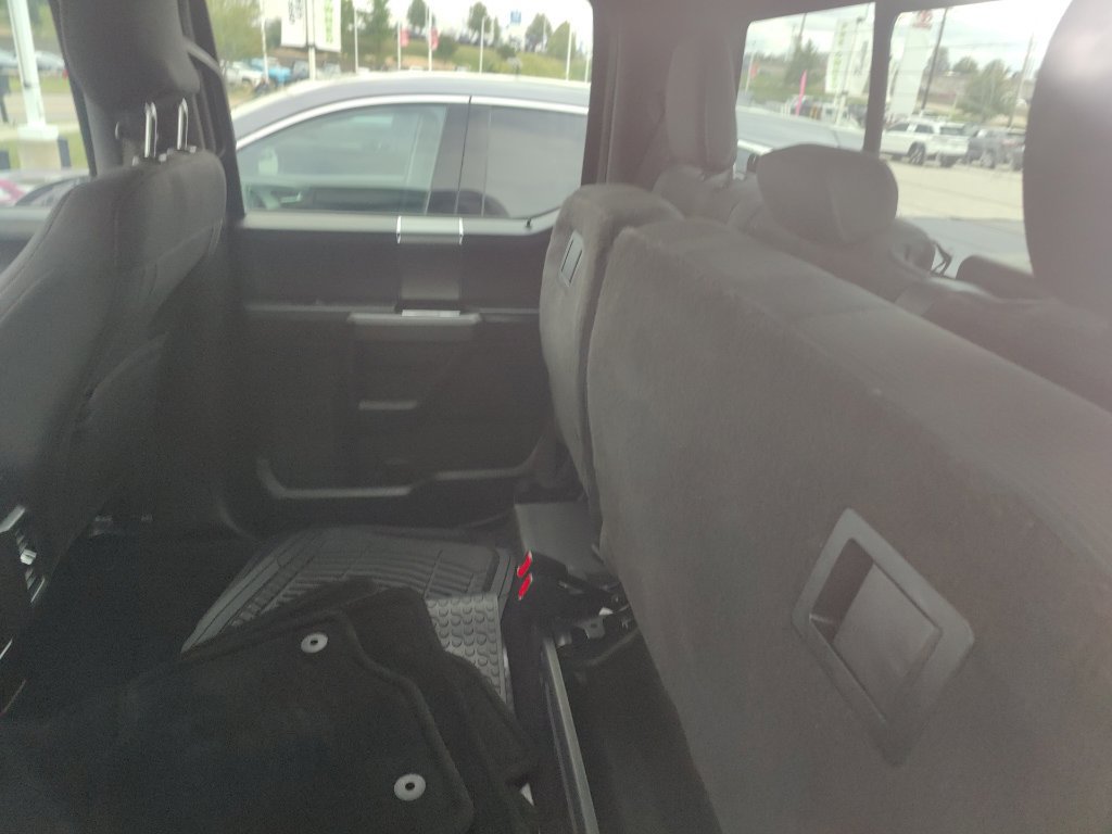 Used 2016 Ford F150 XLT w/ Equipment Group 302A Luxury AWD/4WD image 26