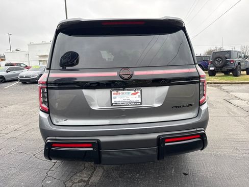 Used 2025 Nissan Armada PRO-4X image 4