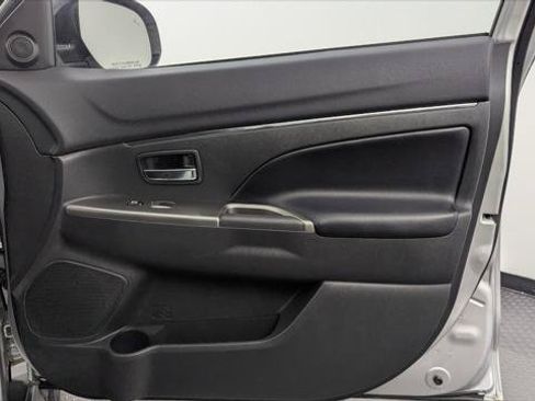 Used 2024 Mitsubishi Outlander Sport SE AWD/4WD image 19