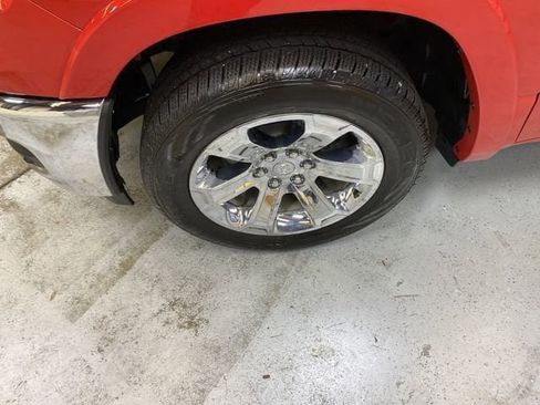 Used 2025 RAM 1500 Lone Star image 11