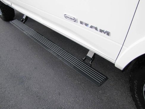 Used 2021 RAM 2500 Limited image 28