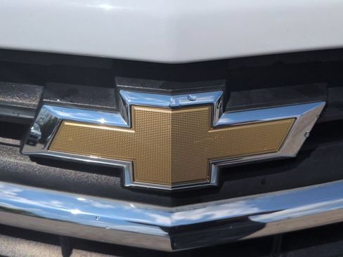 Used 2019 Chevrolet Equinox LT w/ Driver Convenience Package FWD image 31