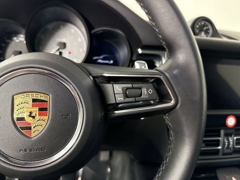Certified 2024 Porsche Macan S AWD/4WD image 39
