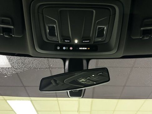 Used 2021 Chevrolet Silverado 1500 RST image 18